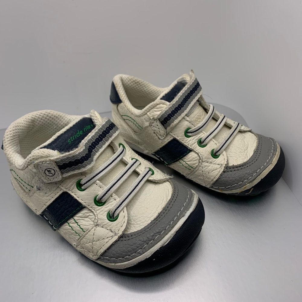 Stride rite toddler sneakers